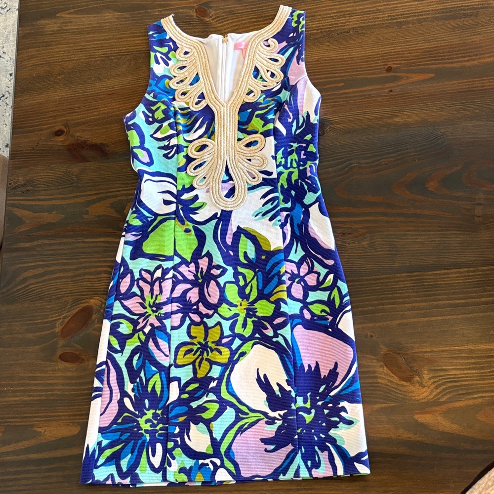 Lilly Pulitzer dress. Small.